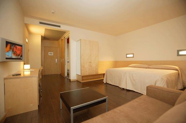 Gobeo Park Hotel บิโตเรีย-กัสเตซ ภายนอก รูปภาพ