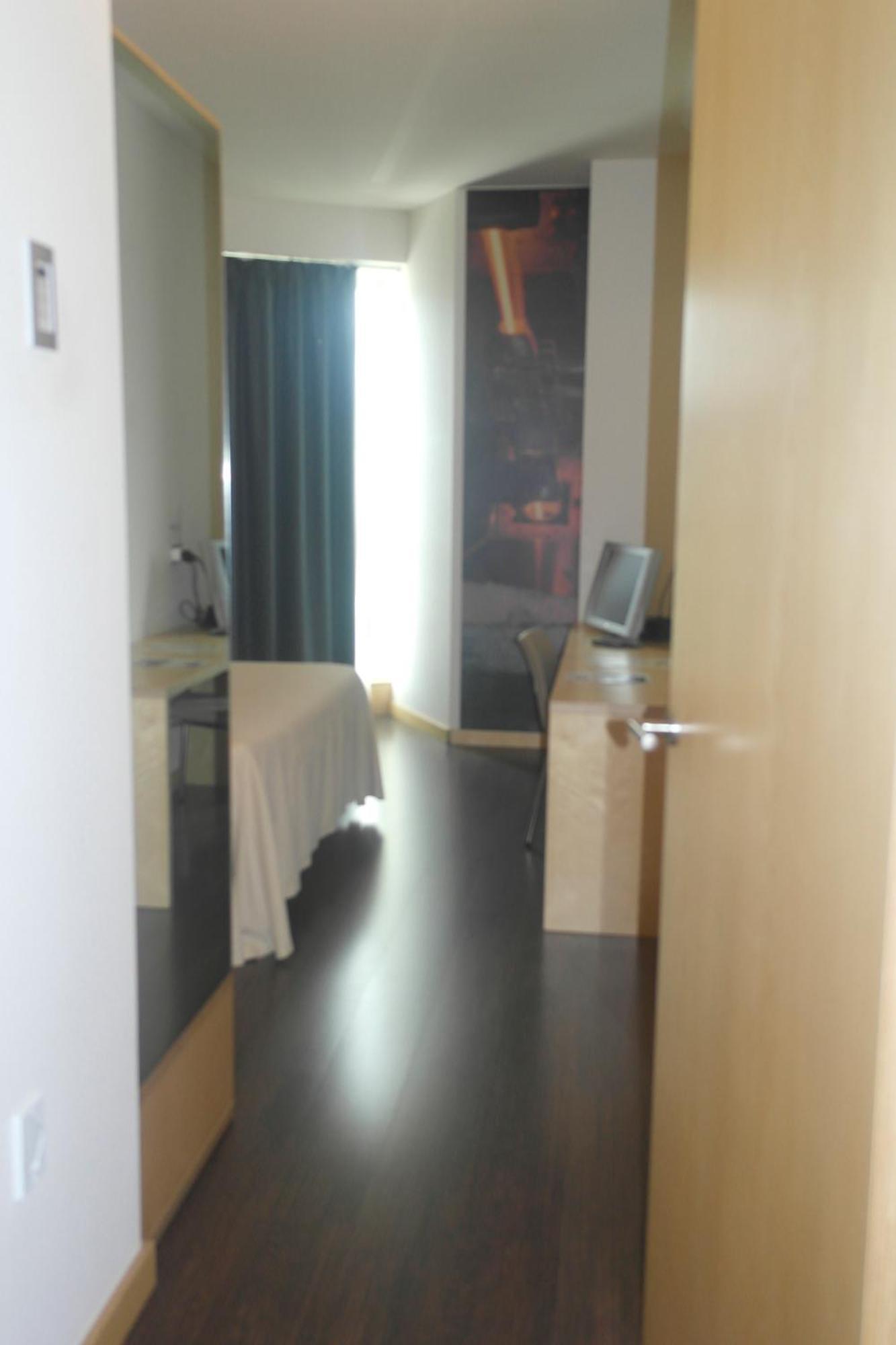 Gobeo Park Hotel บิโตเรีย-กัสเตซ ห้อง รูปภาพ
