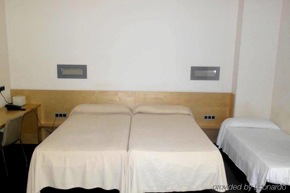 Gobeo Park Hotel บิโตเรีย-กัสเตซ ภายนอก รูปภาพ