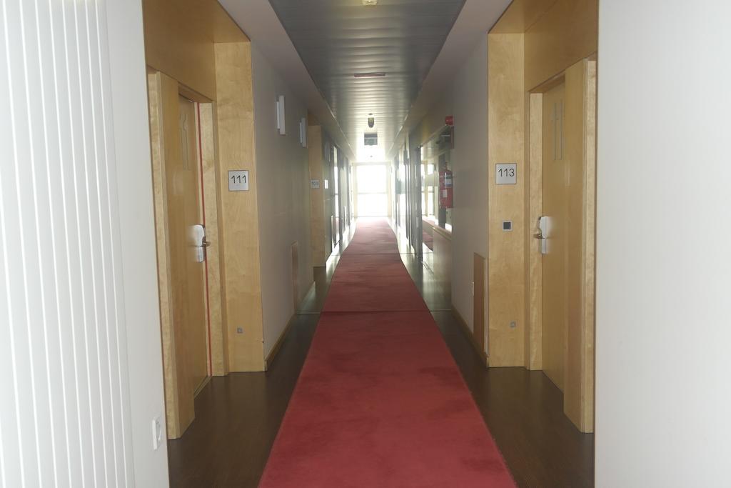 Gobeo Park Hotel บิโตเรีย-กัสเตซ ภายนอก รูปภาพ